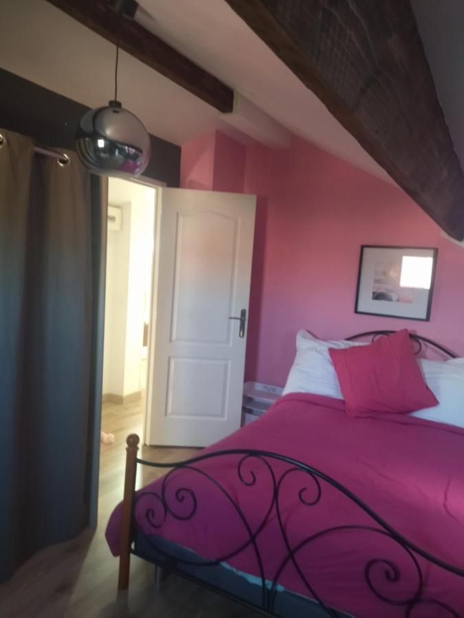 Chambre Pinky Elisabeth Proche Paris Apartment Stains Luaran gambar